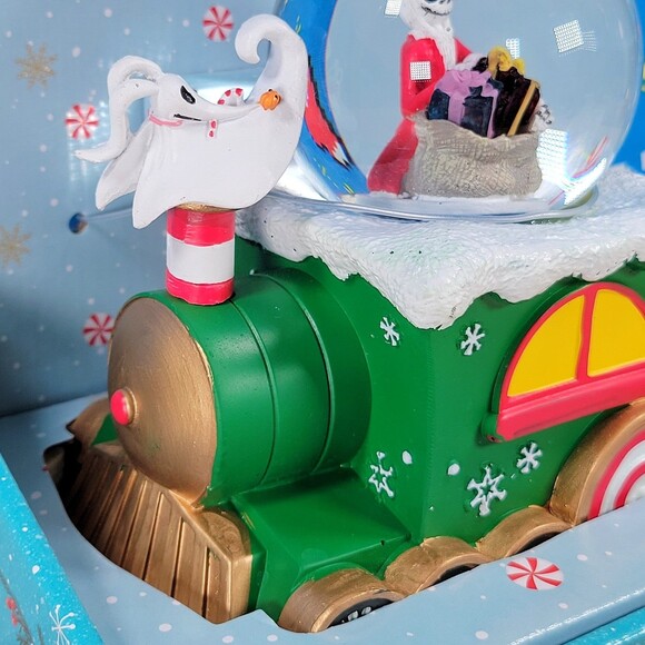 Disney's The Nightmare Before Christmas Jack & Zero Musical SnoMotion WaterGlobe - Picture 8 of 12